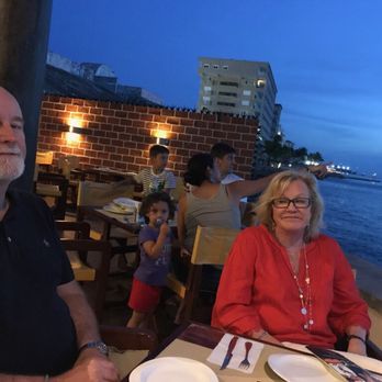 Rolandi's - Happy parents - Italian Near Me - San Miguel de Cozumel, ROO