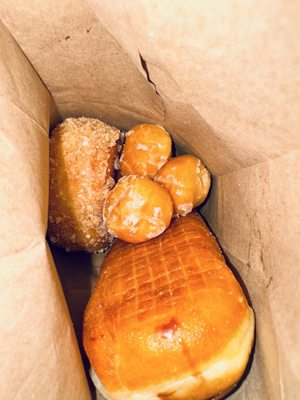 Bakers Donuts by null