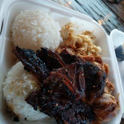 The Shaka Brah - Momo chicken, short ribs, rice and Mac salad.