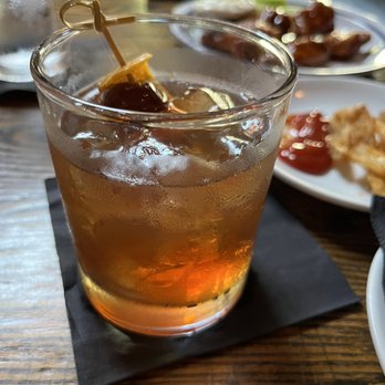 Horse Inn - Old Fashioned (yum!) - Gastropubs Near Me - Lancaster, Pennsylvania Horse Inn - Old Fashioned (yum!) - Gastropubs Near Me - Lancaster, Pennsylvania