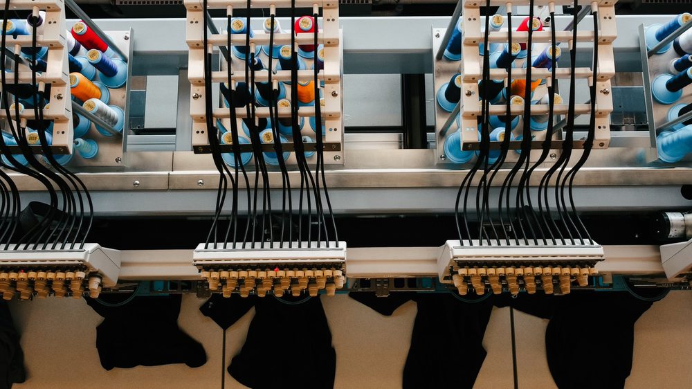 IDENTITY INK Updated September 2024 24 Photos 2320 Elmwood Ave