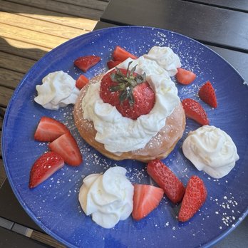 Gypsea Café - Homemade donut - Breakfast & Brunch Near Me - Nantucket, Massachusetts