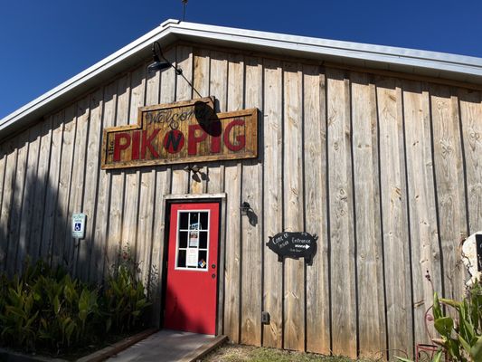 Pik N Pig by null