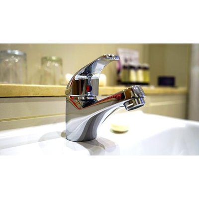 Jett Plumbing & Heating Logo