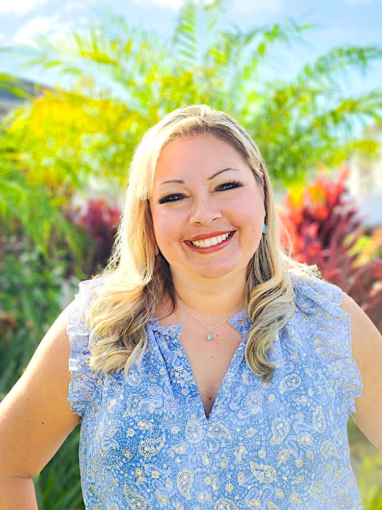 FAWN BERTRAM REALTOR BROKER AT HAWAII LIFE REAL ESTATE Real Estate