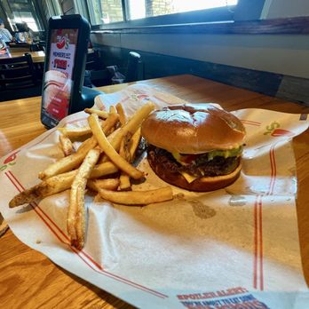 Chili's - The Big QP Burger - Tex-Mex Near Me - Diamond Bar, California