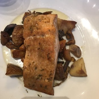 Cru - Wine Bars Near Me - Atlanta, Georgia