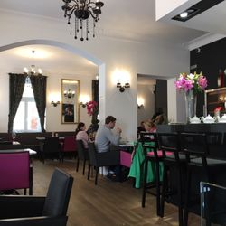 Classic Restaurant & Cafe