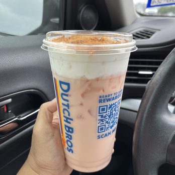 Dutch Bros Coffee - Iced strawberry horchata chai with soft breve and cinnamon sprinkles - Juice Bars & Smoothies Near Me - San Antonio, Texas Dutch Bros Coffee - Iced strawberry horchata chai with soft breve and cinnamon sprinkles - Juice Bars & Smoothies Near Me - San Antonio, Texas