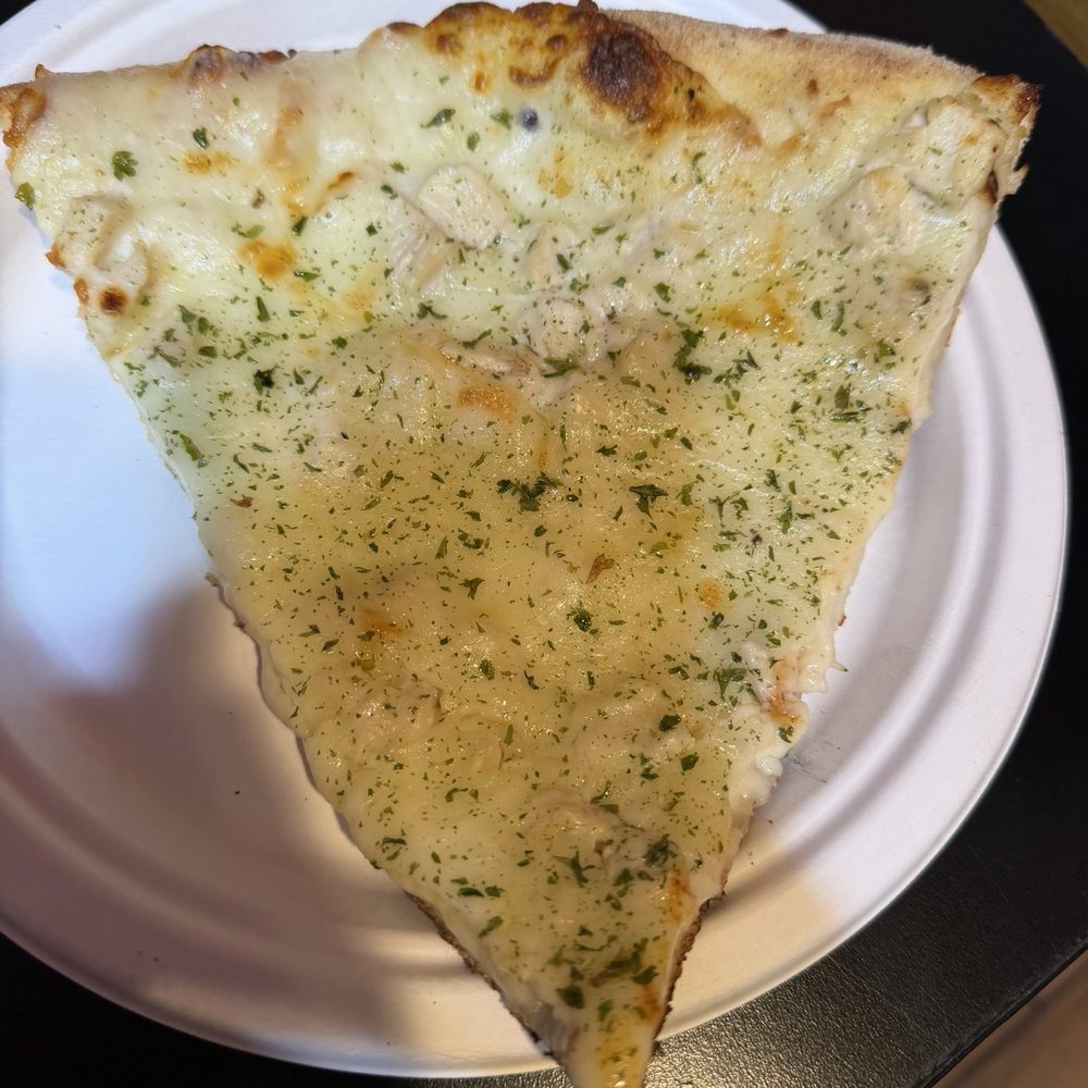 Hotspot Pizza - Chicken Alfredo pizza - Pizza Near Me - Huntington Beach, California Hotspot Pizza - Chicken Alfredo pizza - Pizza Near Me - Huntington Beach, California