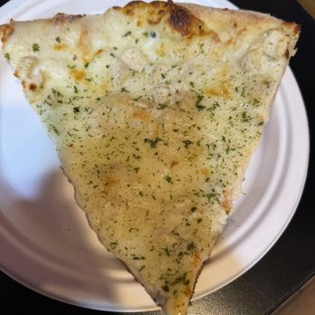 Hotspot Pizza - Chicken Alfredo pizza - Pizza Near Me - Huntington Beach, California Hotspot Pizza - Chicken Alfredo pizza - Pizza Near Me - Huntington Beach, California