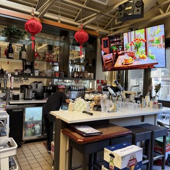 La Maison De La Reine - In the back of the restaurant - Vietnamese Near Me - Novato, California La Maison De La Reine - In the back of the restaurant - Vietnamese Near Me - Novato, California