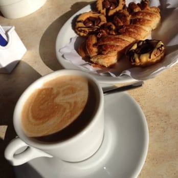 Café Des Amis - Colazione al sole... Evviva!!! - Cafes Near Me - Fregene, RM