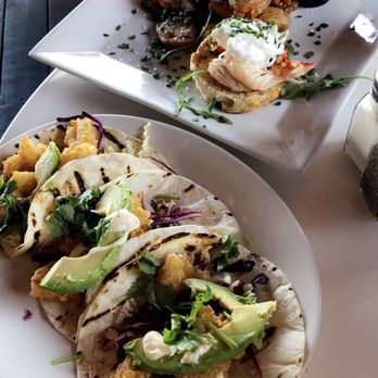 Port 305 - Lobster Benedict and Fish Tacos - American Near Me - Quincy, Massachusetts