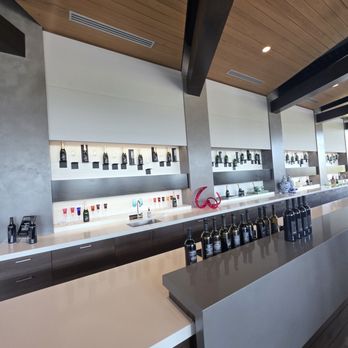 Heath Sparkling Wines - Wine Tasting Room Near Me - Fredericksburg, Texas Heath Sparkling Wines - Wine Tasting Room Near Me - Fredericksburg, Texas