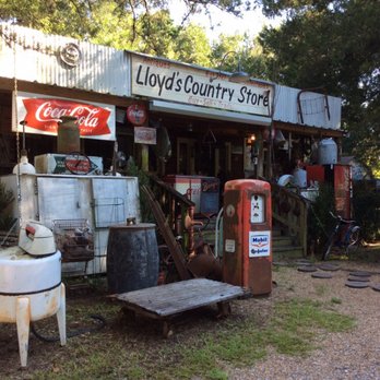 Lloyd's Country Store - Antiques Near Me - Westlake, Louisiana