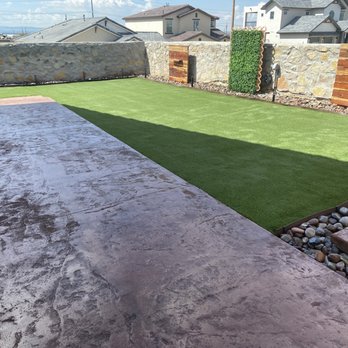 Alpha Innovations Construction & Remodeling - a backyard with artificial grass - Masonry/Concrete Near Me - El Paso, Texas Alpha Innovations Construction & Remodeling - a backyard with artificial grass - Masonry/Concrete Near Me - El Paso, Texas