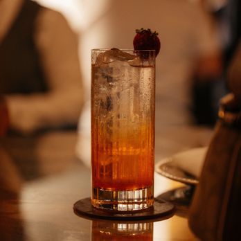 Eloise - Cocktail Bars Near Me - Toronto, Ontario Eloise - Cocktail Bars Near Me - Toronto, Ontario