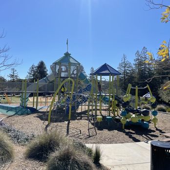 Sinsheimer Park - Playground - Disc Golf Near Me - San Luis Obispo, California Sinsheimer Park - Playground - Disc Golf Near Me - San Luis Obispo, California