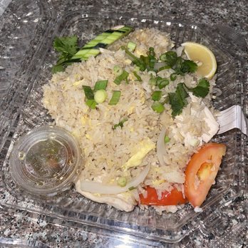 Golden Spoon - fried rice w/chicken - Thai Near Me - Manteca, California