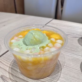 Sweethoney Dessert - M10. Mango & Mini Glutinous Rice Balls With Green tea Ice Cream - Desserts Near Me - Colma, California Sweethoney Dessert - M10. Mango & Mini Glutinous Rice Balls With Green tea Ice Cream - Desserts Near Me - Colma, California