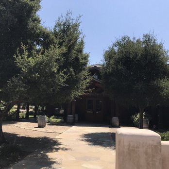 Roblar Winery - Wineries Near Me - Santa Ynez, California Roblar Winery - Wineries Near Me - Santa Ynez, California