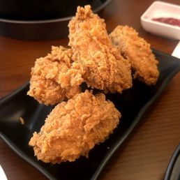 Fried chicken wings Fried chicken wings