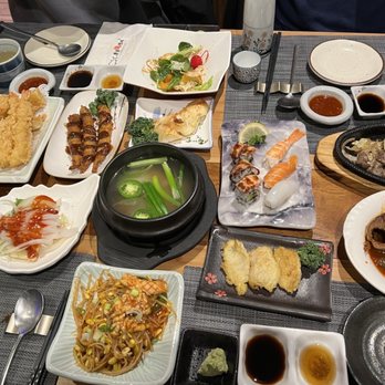 Dongwon Sushi & Tuna - Sushi Bars Near Me - Flushing, New York