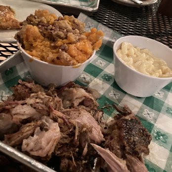 Hendricks BBQ - Pulled Pork, Sweet Potato Casserole, Mac and Cheese - Barbeque Near Me - St Charles, Missouri Hendricks BBQ - Pulled Pork, Sweet Potato Casserole, Mac and Cheese - Barbeque Near Me - St Charles, Missouri