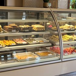 Blue Ribbon Bakery - Cookies galore.