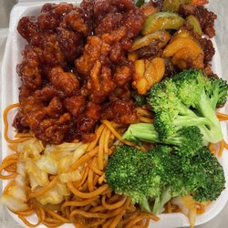 Chinatown Kitchen - The pack these plates high!!!!!