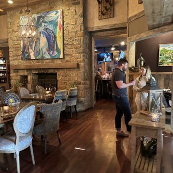 NAPA Kitchen + Bar Dublin - New American Near Me - Dublin, Ohio