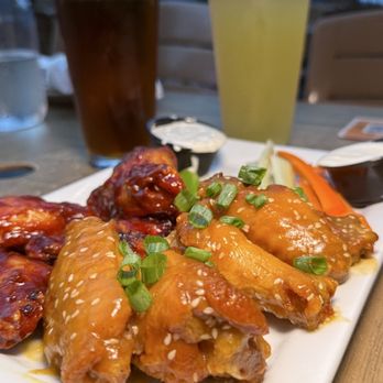 George Street Pub - George Street Wings - Pubs Near Me - Chicago, Illinois