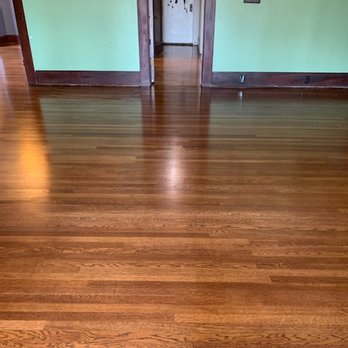 Edwin's Hardwood Floors - Living room right by the front door. - Flooring Near Me - Bakersfield, California Edwin's Hardwood Floors - Living room right by the front door. - Flooring Near Me - Bakersfield, California