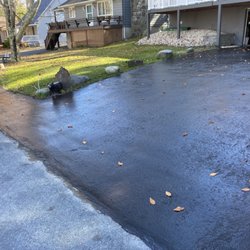 Ameri-Coat Paving and Sealing - After of a satisfied customer by Lake Wallenpaupack