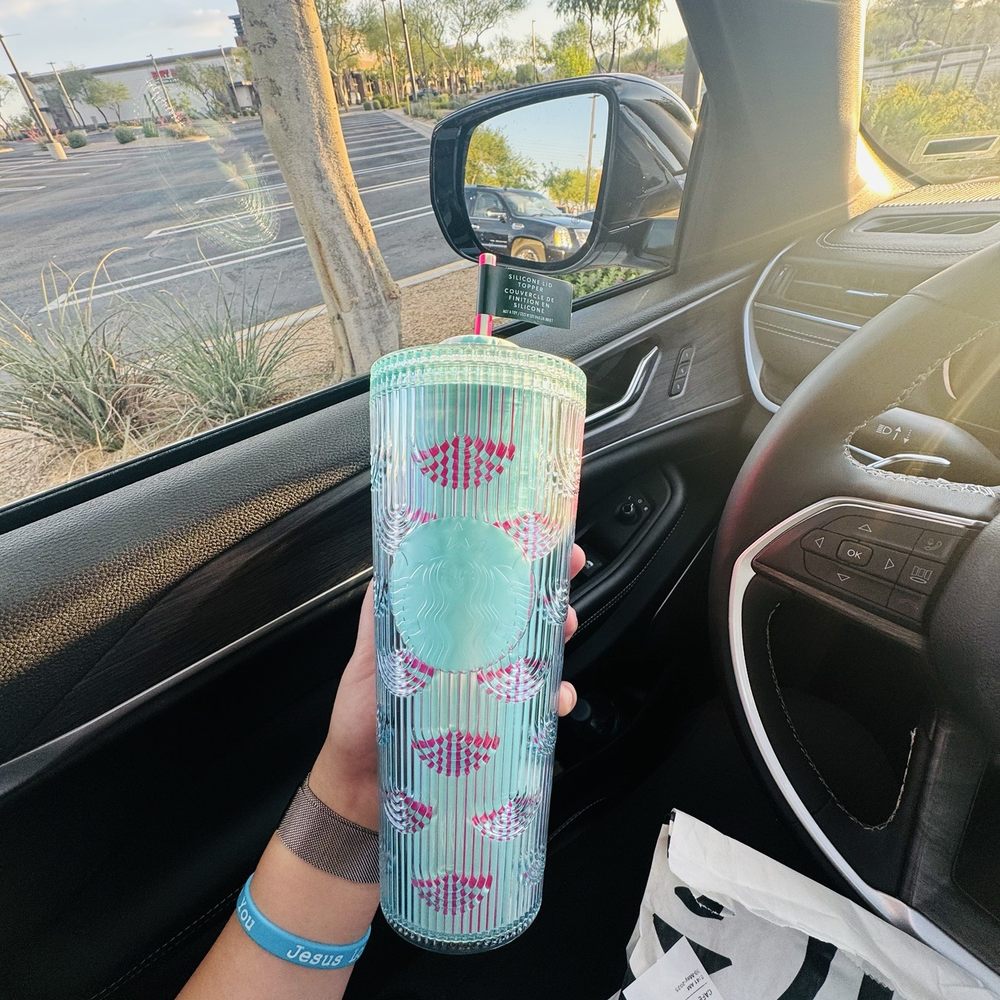 Starbucks - New cup! It changes color when you move it - it goes from teal blue to pink! Super cute comes with a straw topper too! - Coffee & Tea Near Me - Phoenix, Arizona Starbucks - New cup! It changes color when you move it - it goes from teal blue to pink! Super cute comes with a straw topper too! - Coffee & Tea Near Me - Phoenix, Arizona