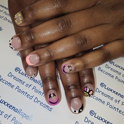 Luxxe Nail Spa - Gel manicure with designs