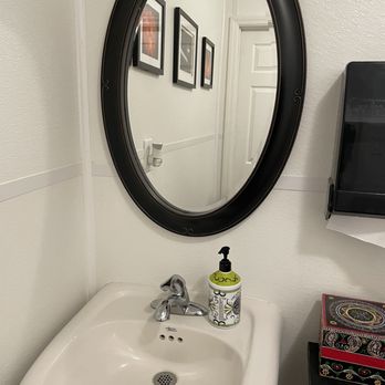 Atmesfir - Very very clean bathroom - New American Near Me - Prescott, Arizona