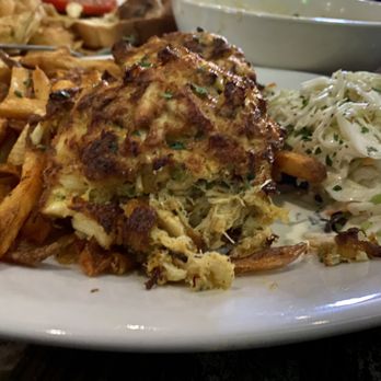 Barracudas Locust Point Tavern - Crab cakes big and tasteeee - New American Near Me - Baltimore, Maryland