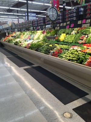 PIONEER MARKET - Updated July 2025 - 21 Reviews - 12138 Yosemite Blvd ...