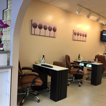Blooming Spa & Nails - Nail Salons Near Me - Berlin, Connecticut