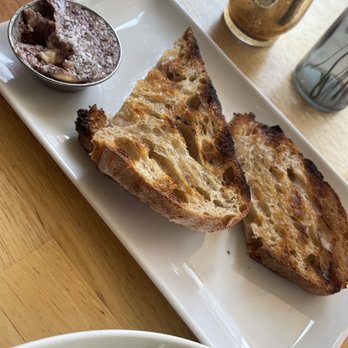 Liv's - Bread & butter - Seafood Near Me - Long Beach, California