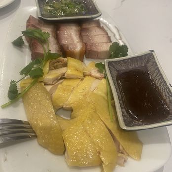 Ocean Pearl - Chicken and roast pork - Cantonese Near Me - Milpitas, California