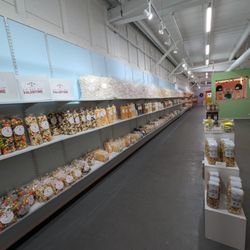 Faris Gourmet Popcorn & Treats - Popcorn