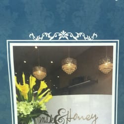 Hairdressers Gosford - Milk and Honey Hair 5 star customer service, centrally located in Gosford CBD. Let Dani and the team pamper you.
