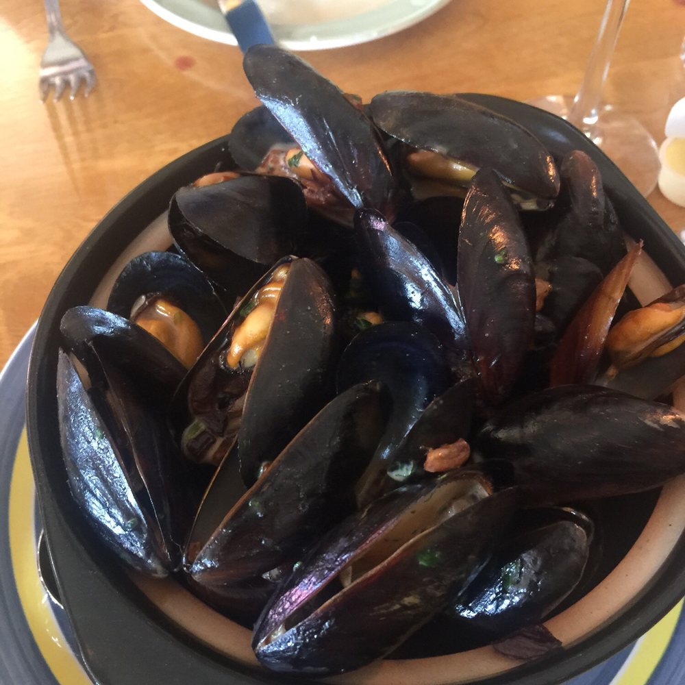 Fiddle River Restaurant - Seafood Near Me - Jasper, Alberta