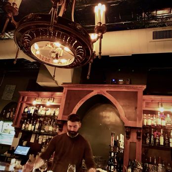 107 State - The bar - American Near Me - Madison, Wisconsin