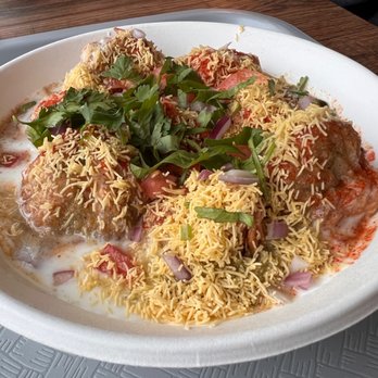 Momo Crave - Chaat momo - Himalayan/Nepalese Near Me - Woodside, New York Momo Crave - Chaat momo - Himalayan/Nepalese Near Me - Woodside, New York