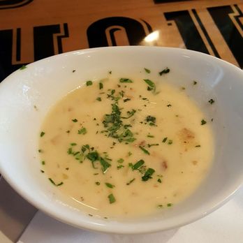Auburn Alehouse - Soup of the day- Clam chowder with bacon - American Near Me - Auburn, California