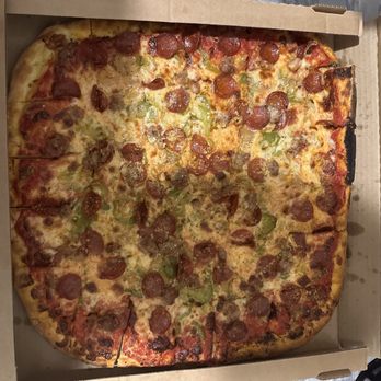 Piece Brewery and Pizzeria - Large BYO Pizza: red sauce, cheese, sautéed onions, green peppers, pepperoni & sausage - Pizza Near Me - Chicago, Illinois Piece Brewery and Pizzeria - Large BYO Pizza: red sauce, cheese, sautéed onions, green peppers, pepperoni & sausage - Pizza Near Me - Chicago, Illinois